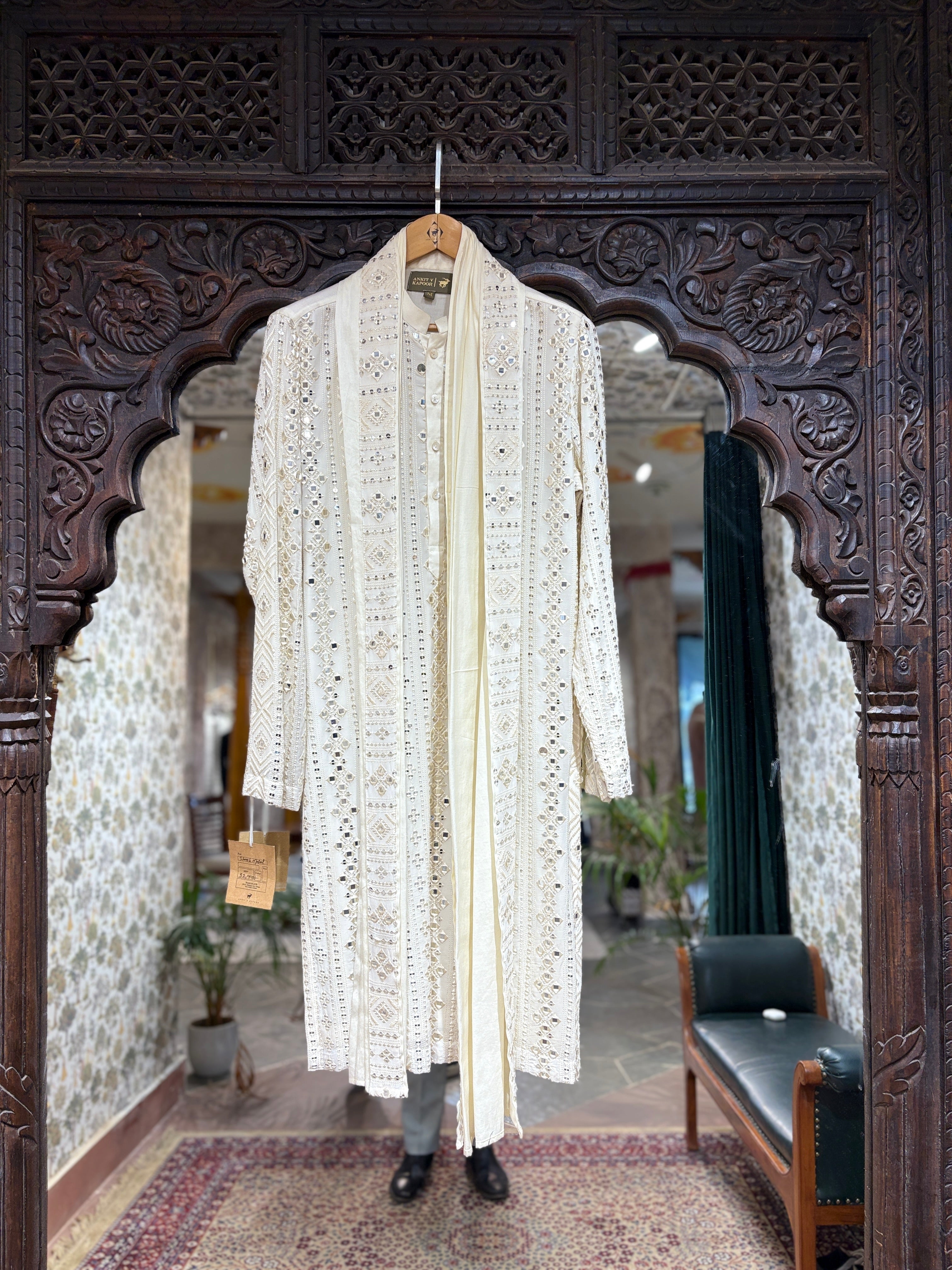 Sheesh Mahal Kurta