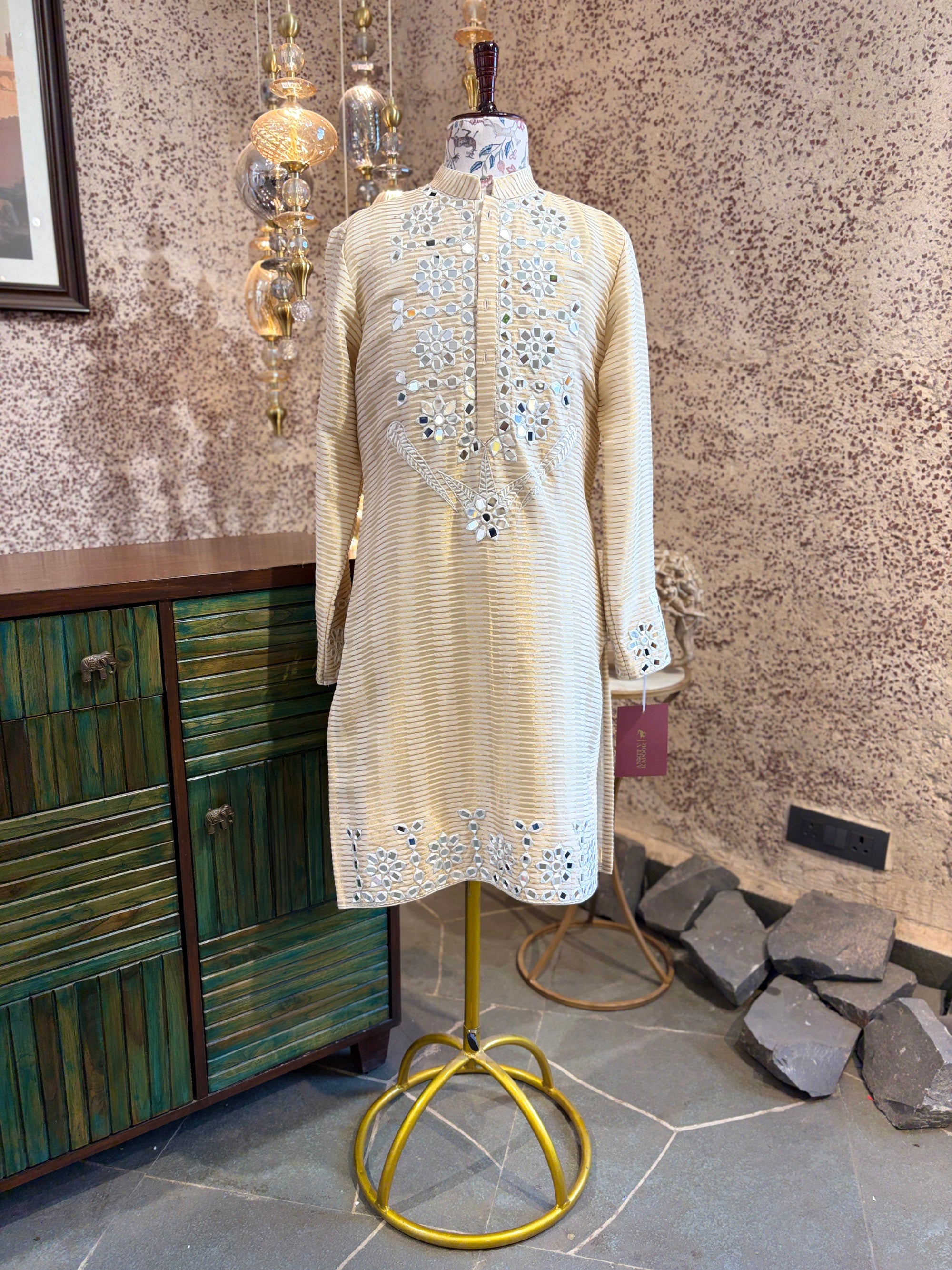 Juna Mahal Gold Kurta
