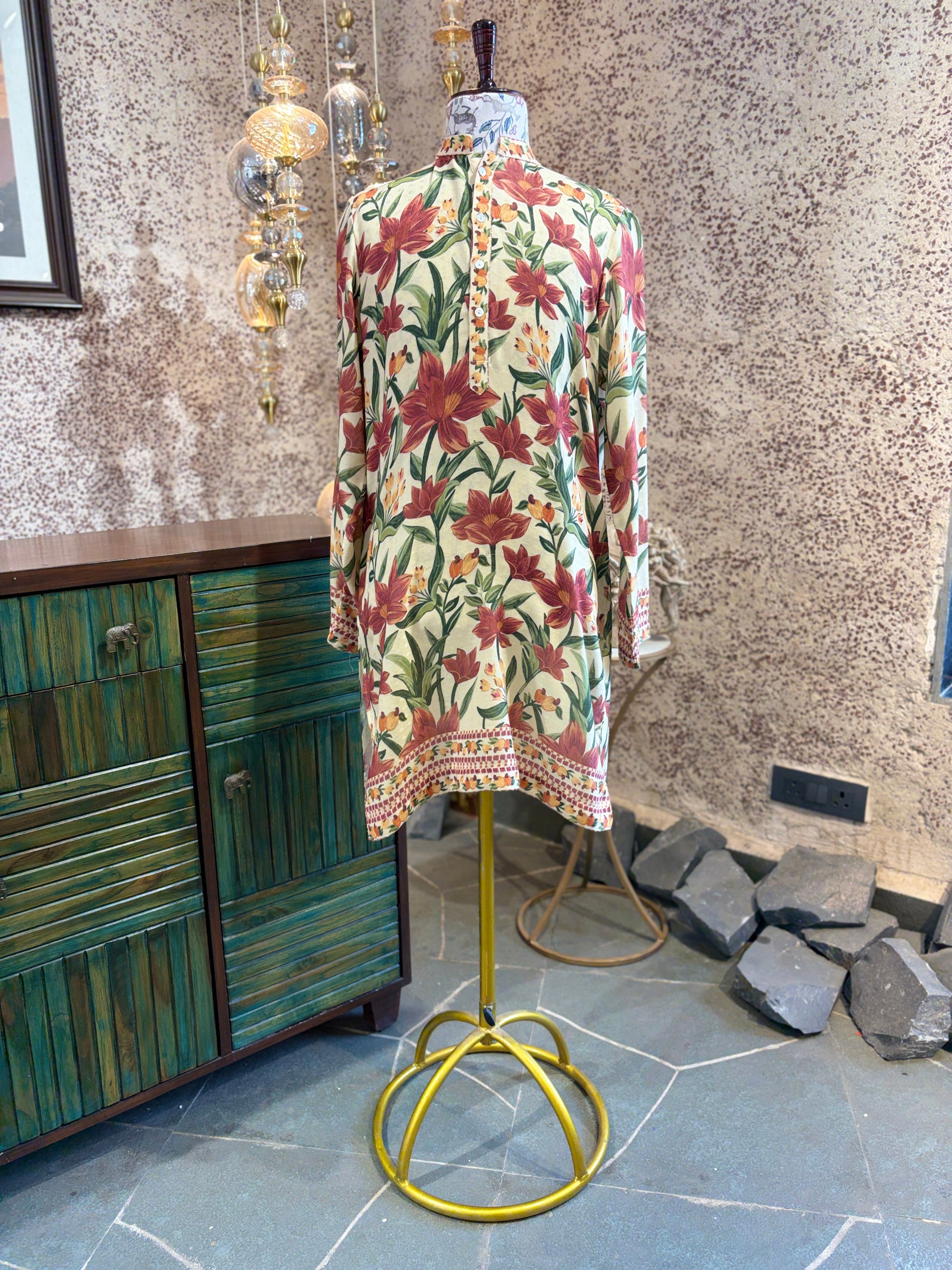 Akbari Kurta Set