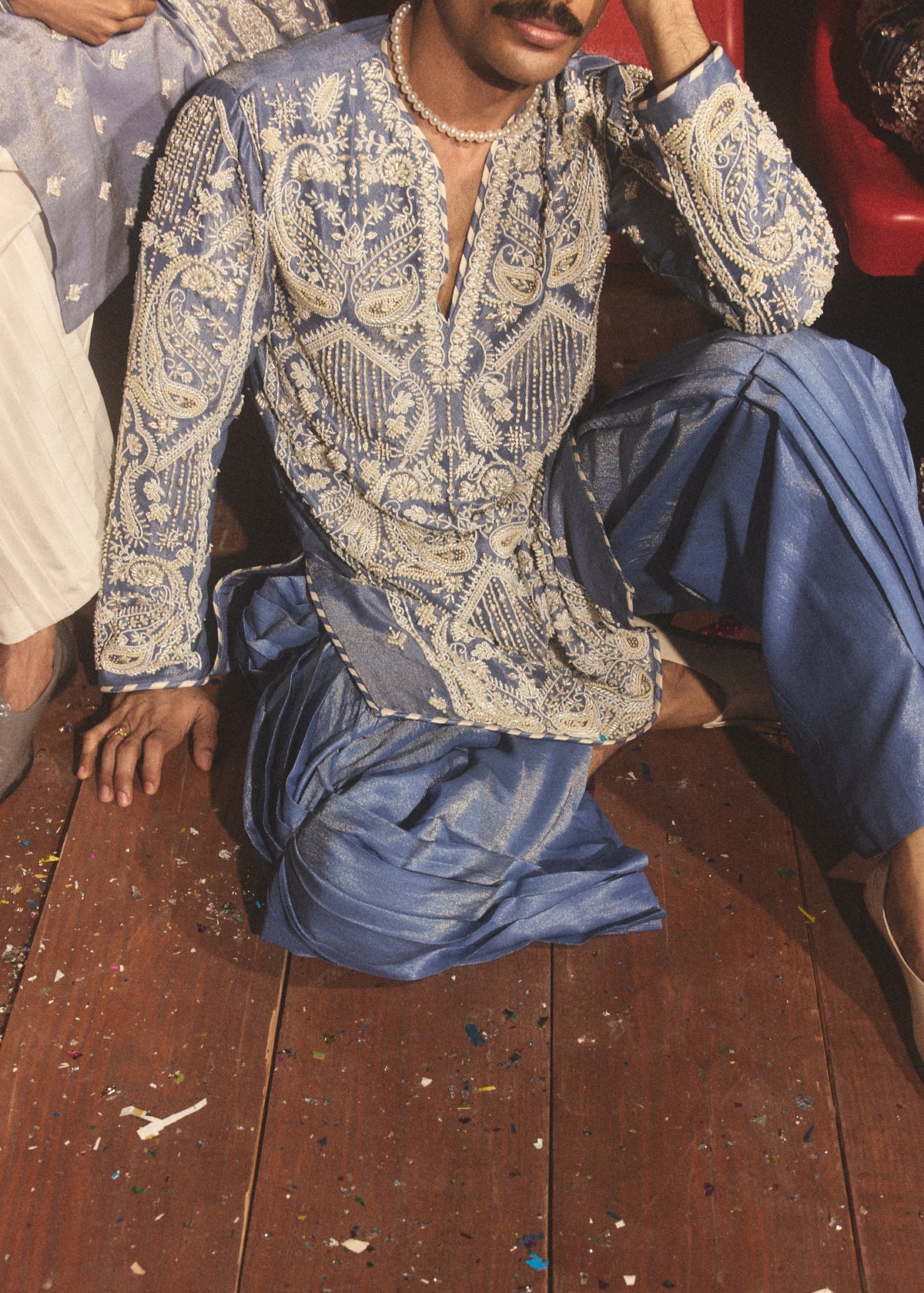 Bijli Dastaan Kurta