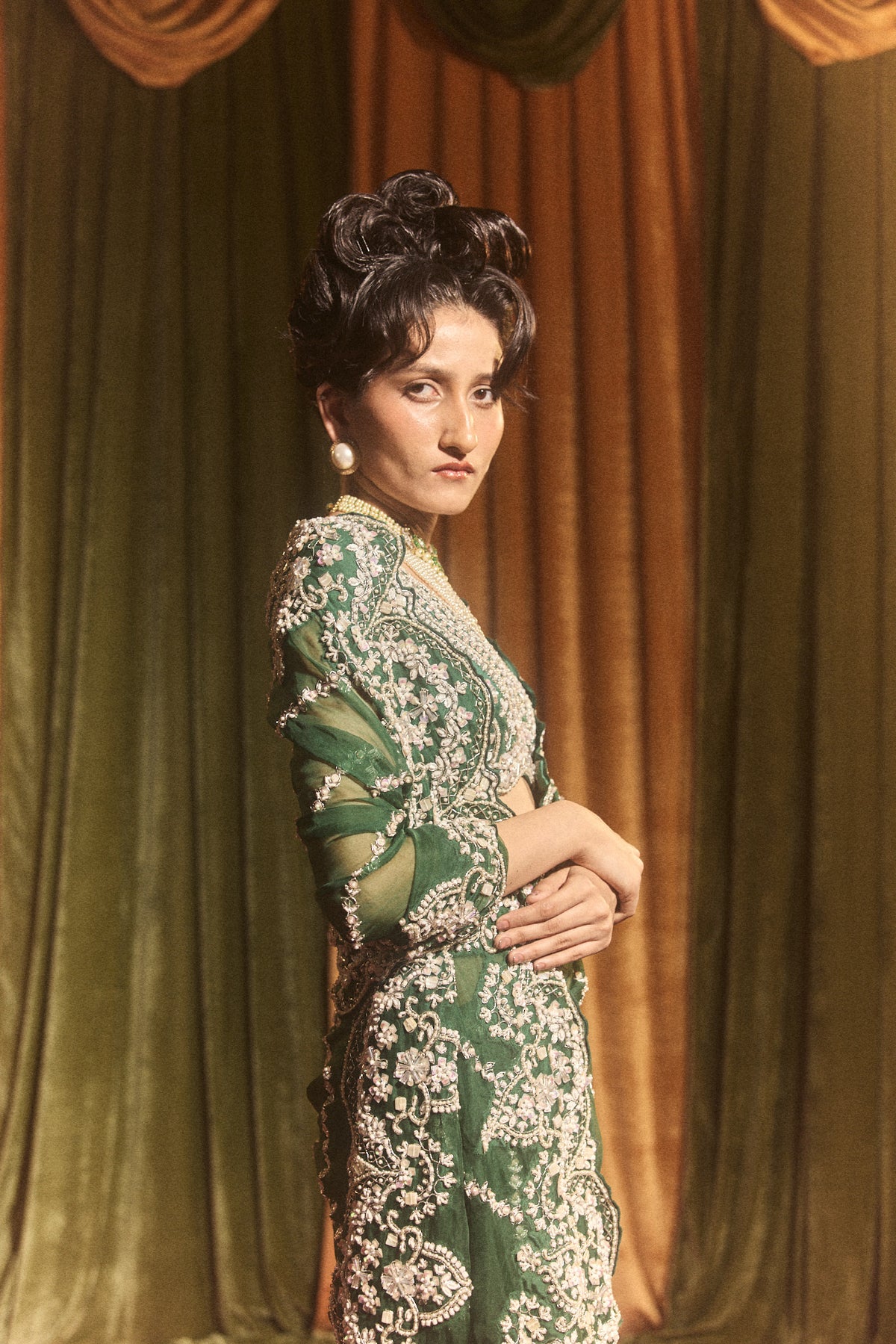 Paan Adaa Saree