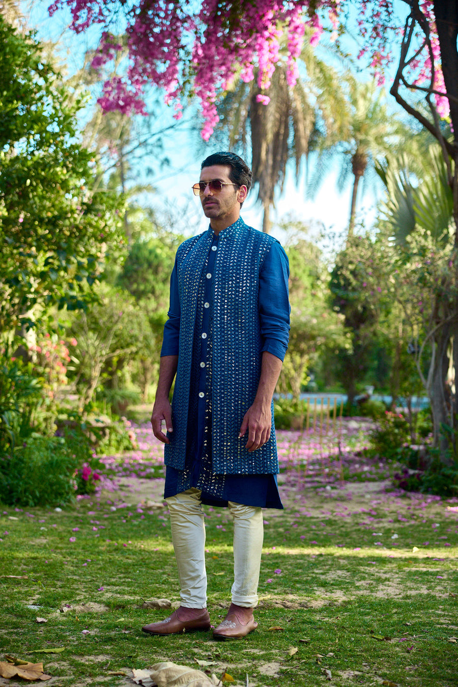 Electric Blue Bandi Set for Men – Sheesh Mahal Bandi Set