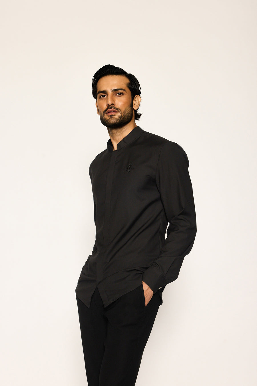 Nova Thread Shirt
