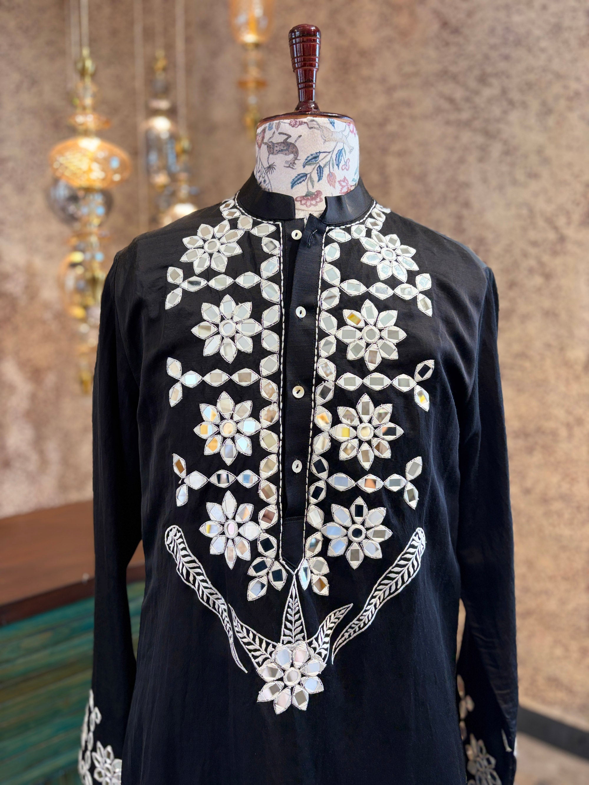 Juna Mahal Kurta Set