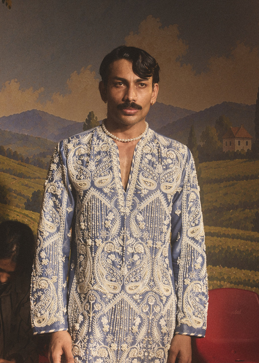Bijli Dastaan Kurta