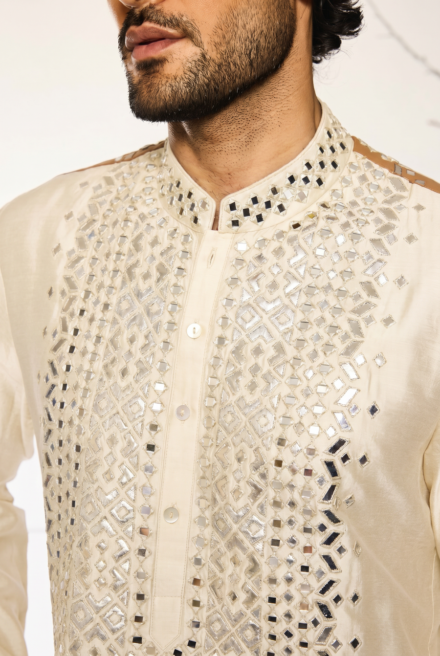 Safed-Gul Kurta