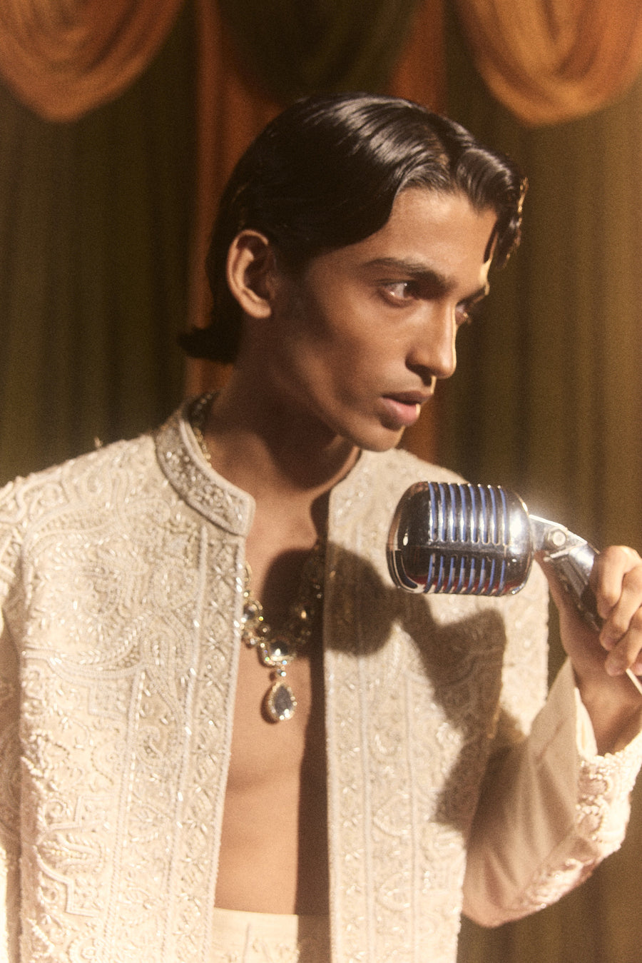 Ivory Shahenshah Bandhgala