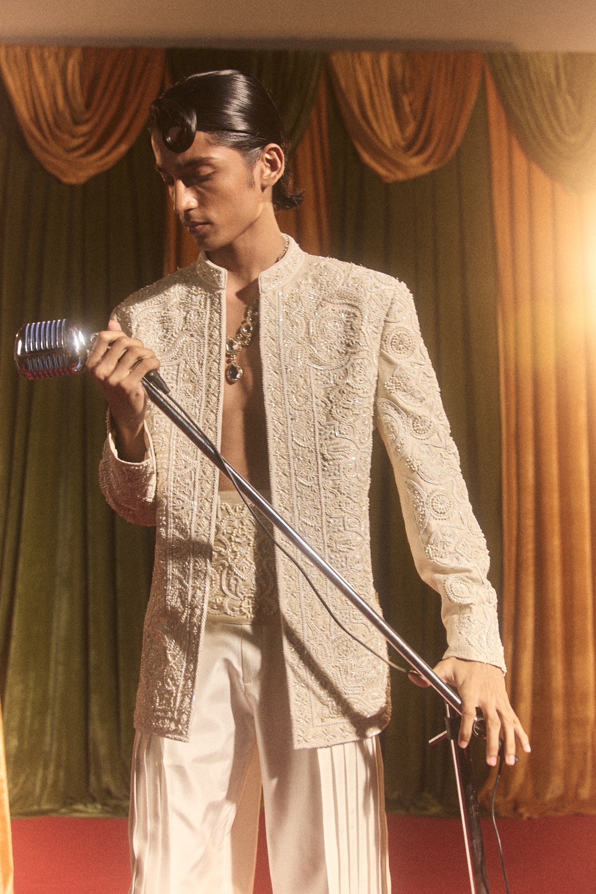 Ivory Shahenshah Bandhgala
