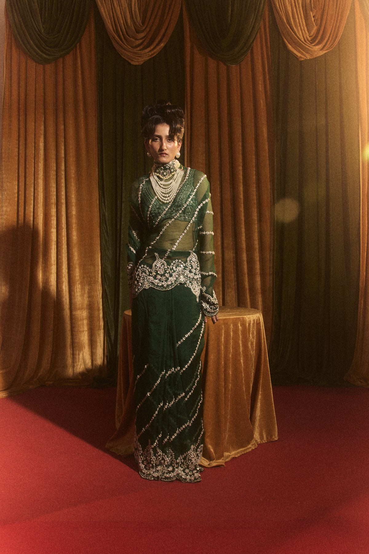 Paan Adaa Saree
