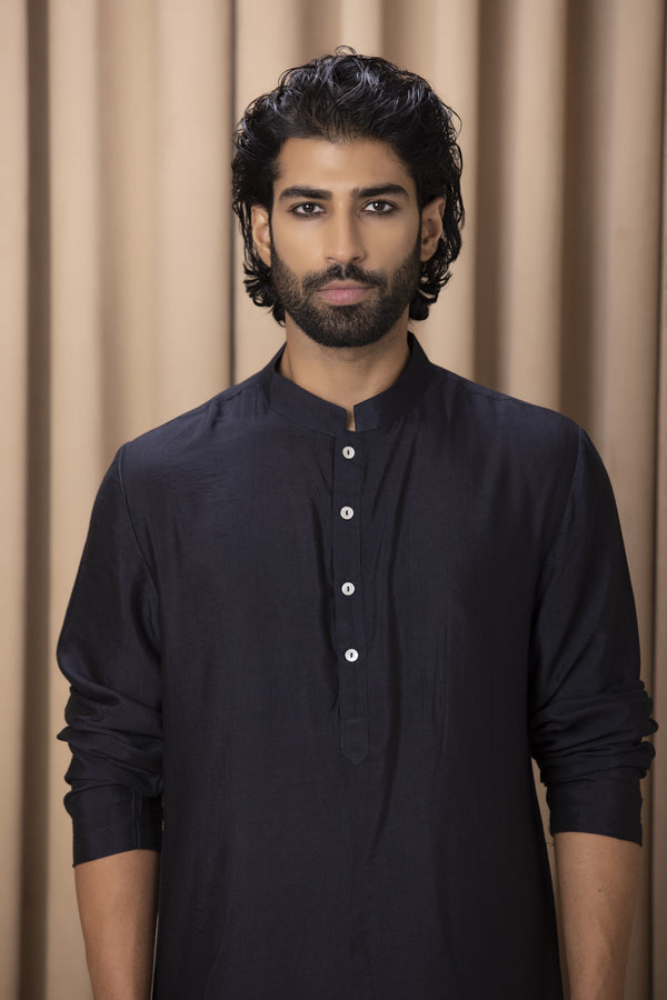 CLASSIC NAVY BLUE KURTA)