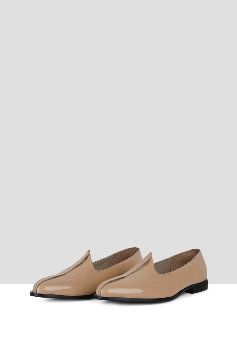 Beige Patent Mojris